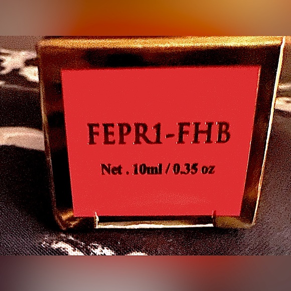 NIB~F.A.R.A.H’S Eyeshadow Primer - Picture 9 of 10